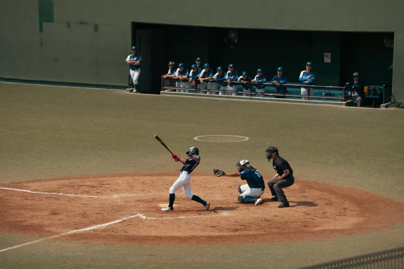 Brake to Accelerate: The Counterintuitive Swing Science Japanese Coaches Have Known for Decades